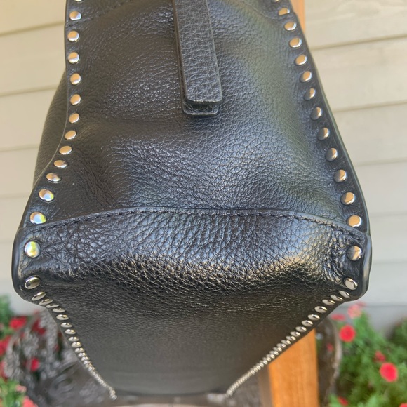 Michael Kors Astor medium studded pebbled leather double chain handle bag NWOT - Picture 9 of 15